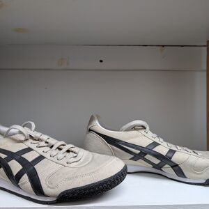 Onitsuka Tiger by Asics Men's Cream and Black Sneakers